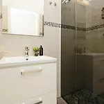 Apartman Bright, Stylish In Center *